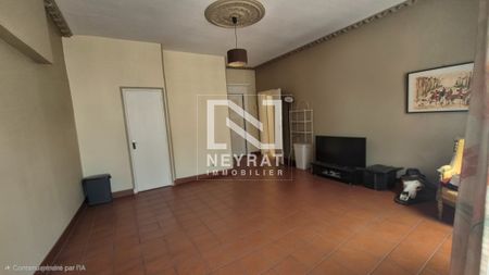 Location Appartement 2 pièces 65m² AUTUN 71400 - Photo 2