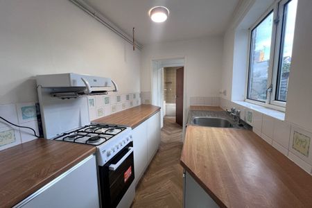 Gladstone Road - Photo 4