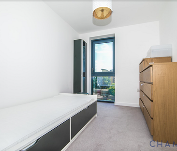 3 bedroom flat to rent - Photo 2