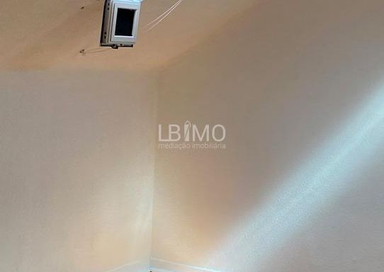 Apartamento T4 em Lisboa