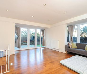 2 bedroom property to rent - Photo 1