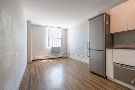 798 Richmond Street West - Photo 5