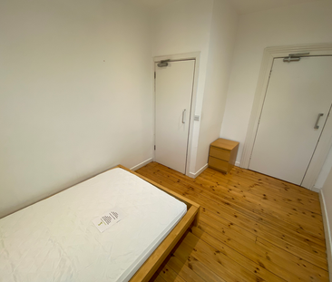 1 bedroom flat to rent - Photo 1 | Rentumo