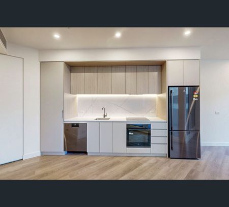 301/249 Queens Parade, Fitzroy North, Vic 3068 - Photo 2