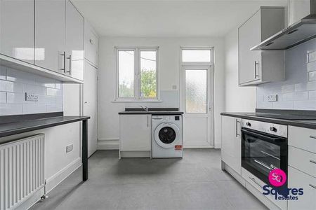 Sussex Ring, Woodside, N12 - Photo 4