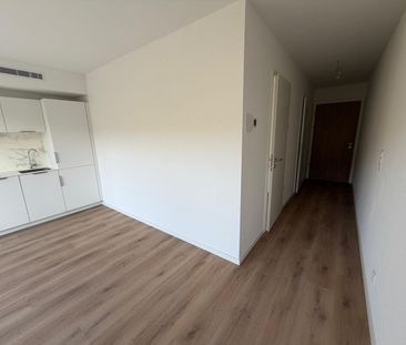 New 2.5-room apartment with balcony for rent in Echandens - Photo 4