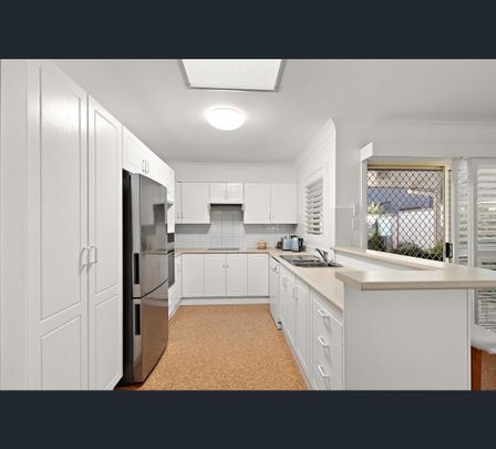2/80 Morgan Street, Merewether, NSW 2291 - Photo 1