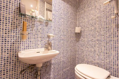 Flat 106 North Gower Street, Euston NW1 2LY - Photo 3