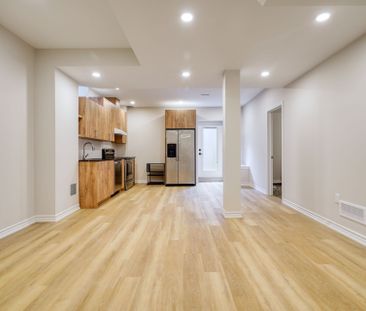 For Lease - 136 Milby Crescent, Bradford West Gwillimbury, Ontario - Photo 4