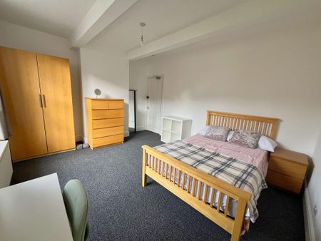 4 bedroom house share to rent - Photo 5