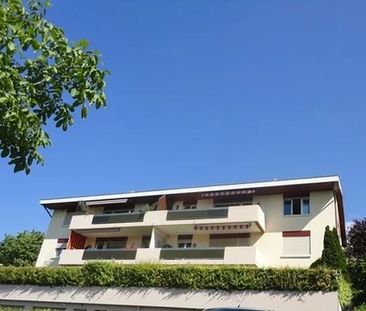 Appartement de 4.5 pièces au 1er étage avec vue sur le lac. - Photo 1