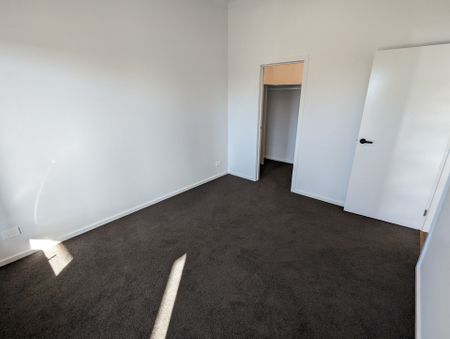 9 Koop Close, Highton - Photo 3