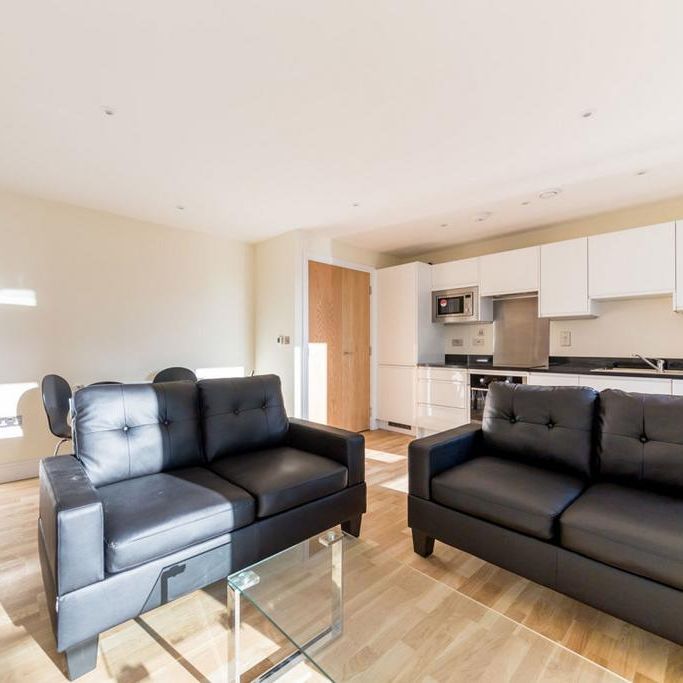 2 bedroom flat to rent - Photo 1