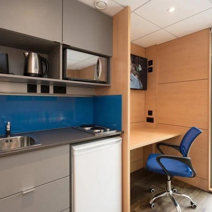 Studio to rent - Photo 1