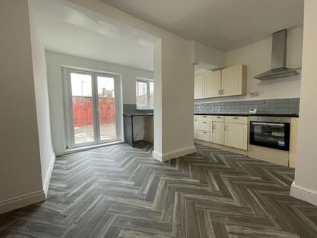 King Street - Photo 5