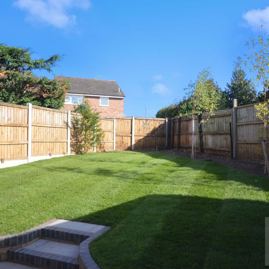 Greenacre Close, Brundall, Norwich - Photo 1