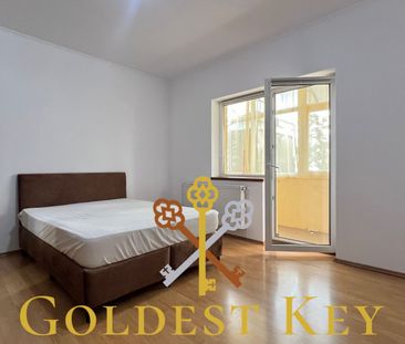 Apartament spatios cu 2 dormitoare, balcon, curte privata si parcare! - Photo 1