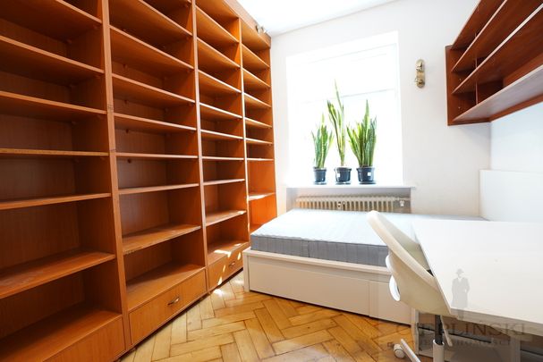 4 pokojowe mieszkanie w kamienicy w stylu Bauhaus - Photo 1