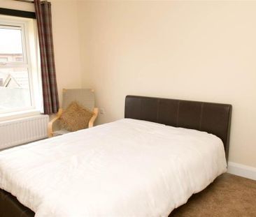 Apt 4, 201 Holywood Road, Belfast, BT4 2DG - Photo 4