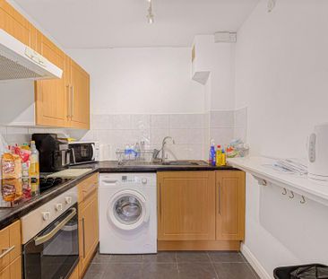 1 bedroom flat to rent - Photo 6