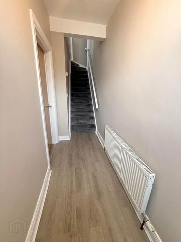 72 Chamberlain Street, Belfast, BT5 4JE - Photo 5