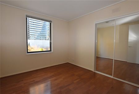 55/99 Whiteman Street - Photo 4