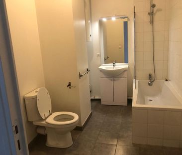 Location Appartement 2 pièces 50m² - Photo 4