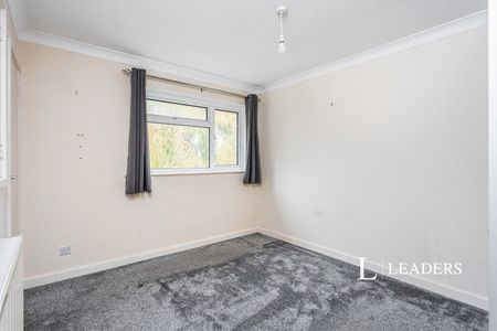 2 bedroom house to rent Hoblands, Haywards Heath, West Sussex, RH16 - Photo 3