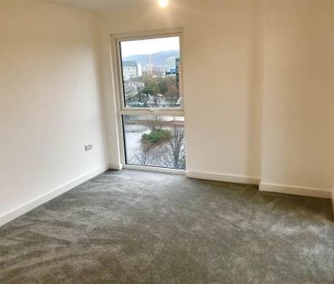 Apt 8 The Sandford Building, 37 Bridge End, Belfast, BT5 4AW - Photo 1