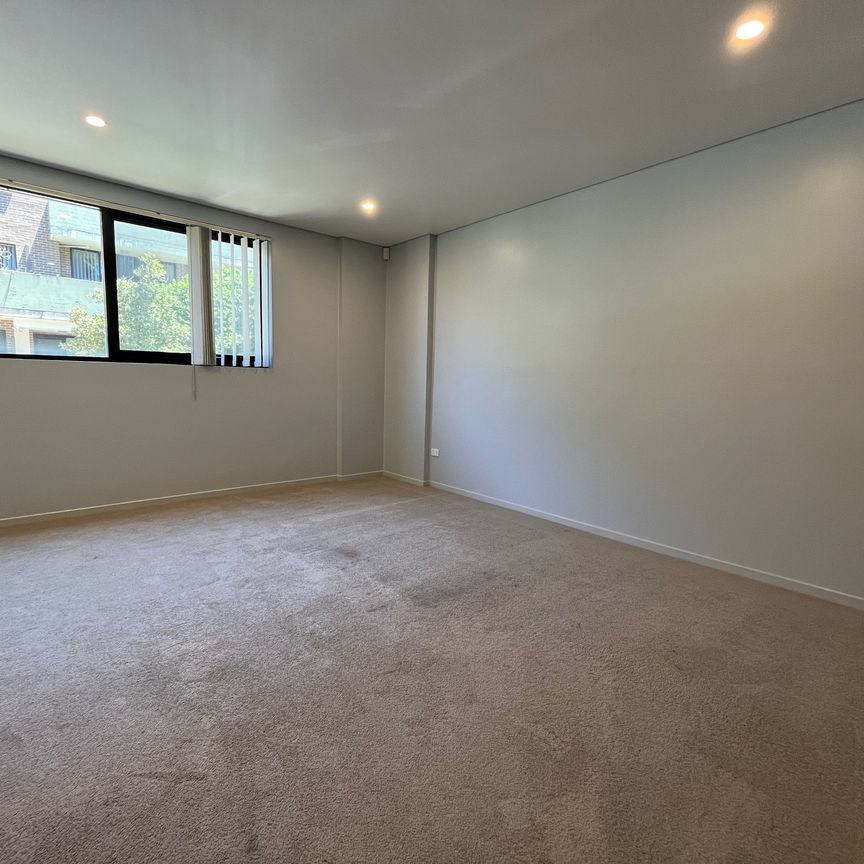 Two bedroom affordable housing apartment - Photo 1