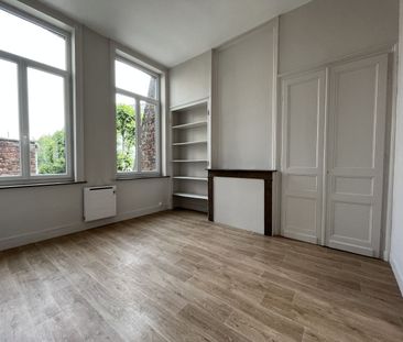 Location Appartement 2 pièces 35m² LILLE 59000 - Photo 2