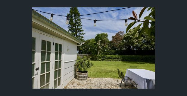 Charming Cottage in the Heart of Berry - Photo 1