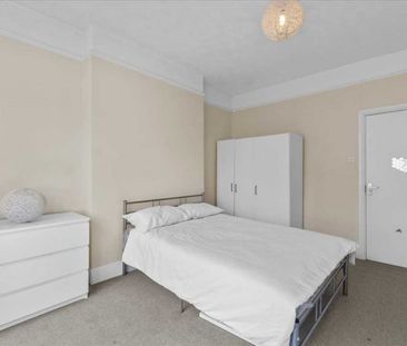 Glen Park Avenue, Plymouth - Photo 3