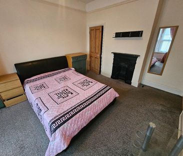 1 bedroom semi-detached house to rent - Photo 3