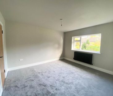 3 bedroom semi-detached bungalow to rent - Photo 5