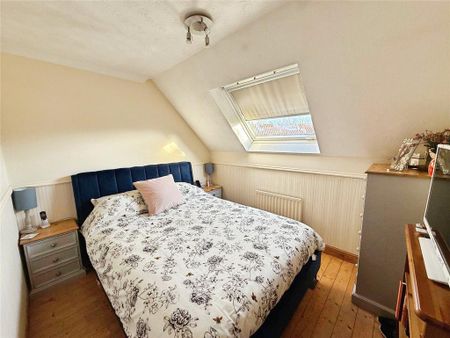 3 bedroom detached house to rent - Photo 5