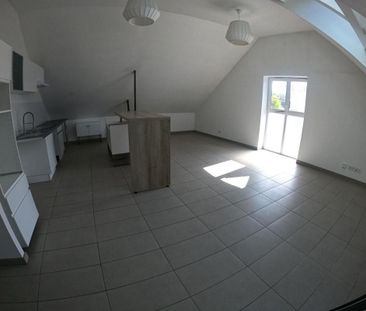 Location Appartement 3 pièces 51m² LYS LEZ LANNOY 59390 - Photo 4
