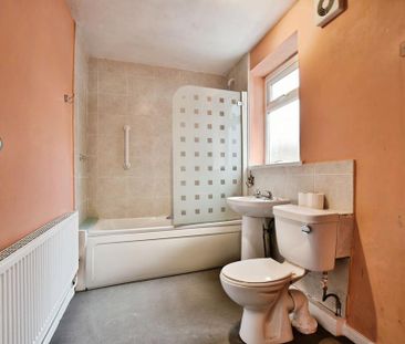 2 bedroom terraced house to rent - Photo 6