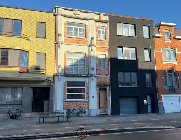 Karaktervolle woning met 3 slaapkamers en tuin - Photo 1