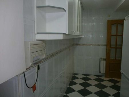 Piso de alquiler en Calle Porto Alegre, Parque Lisboa - La Paz - Photo 5