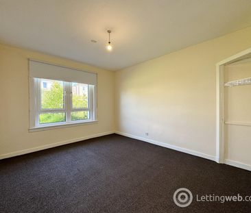 2 Bedroom Ground Flat to Rent - Photo 5