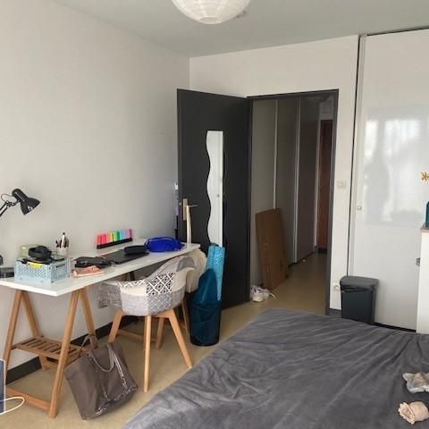 Location Appartement 1 pièce 24m² POITIERS 86000 - Photo 1