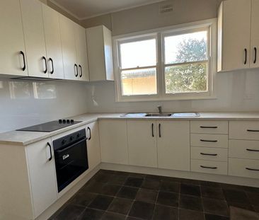 Home For Rent - Photo 6