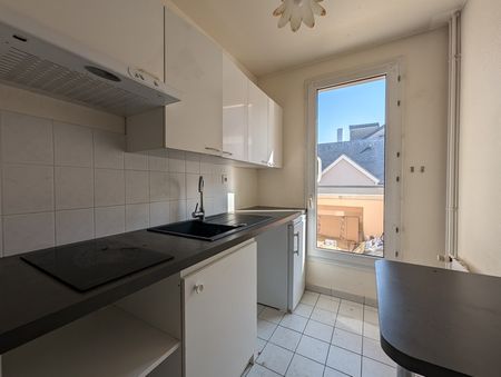 Location Appartement 2 pièces 47m² TROYES 10000 - Photo 4