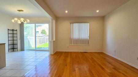 For Lease - 17 KENTLEY Street, Markham, Ontario - Photo 2