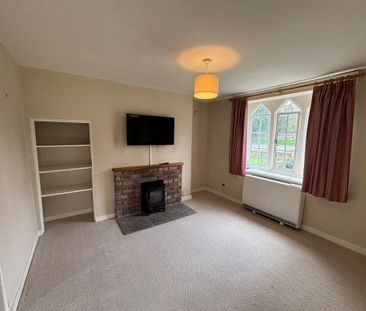 2 bedroom semi-detached house to rent - Photo 6
