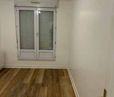 Location Appartement 4 pièces 80m² - Photo 2