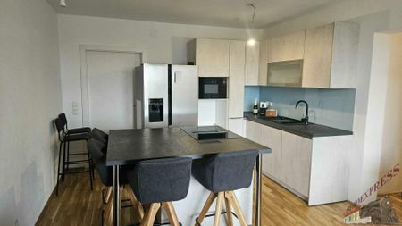 Moderne Wohnung in 2452 Mannersdorf am Leithagebirge zu vermieten ! - Photo 2