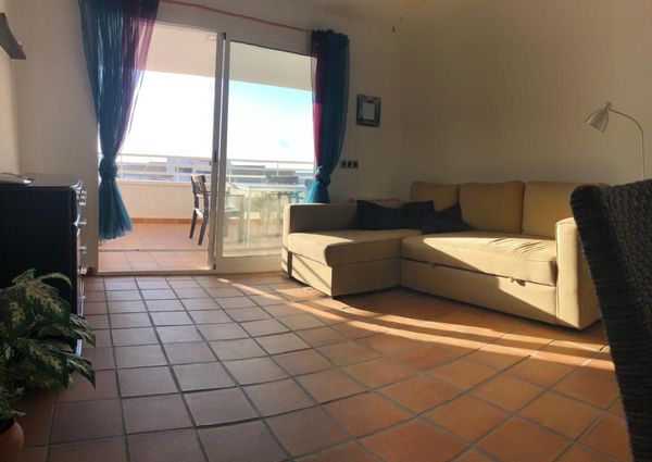 Se alquila apartamento para todo el año en Altea