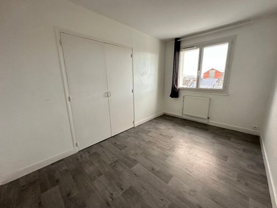 Location Appartement 3 pièces 60m² CHERBOURG-EN-COTENTIN 50100 - Photo 1